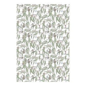May Gibbs Paper Tablecover - Gumnut Leaf