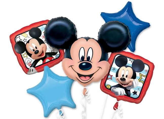 Mickey Mouse balloon bouquet
